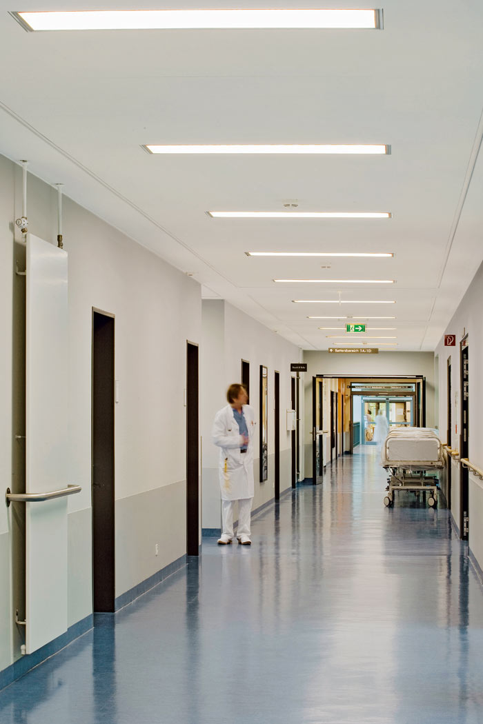 asklepios-klinik-barmbek-led-hospital-lighting.jpg
