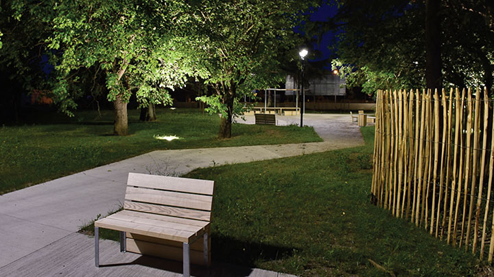 Learn how the municipality of Bègles in France achieved increased energy savings and created a connection with its citizens using a custimized LED lighting solution from Philips.