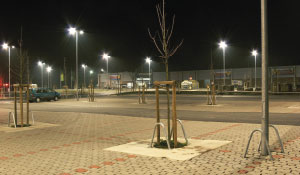 Creating a safer parking lot with Philips white light